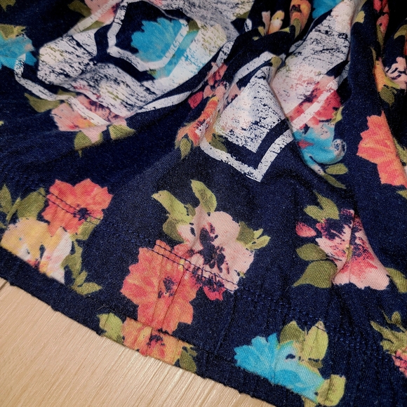 Aeropostale Y2K top | Fits Like Small - Picture 4 of 5